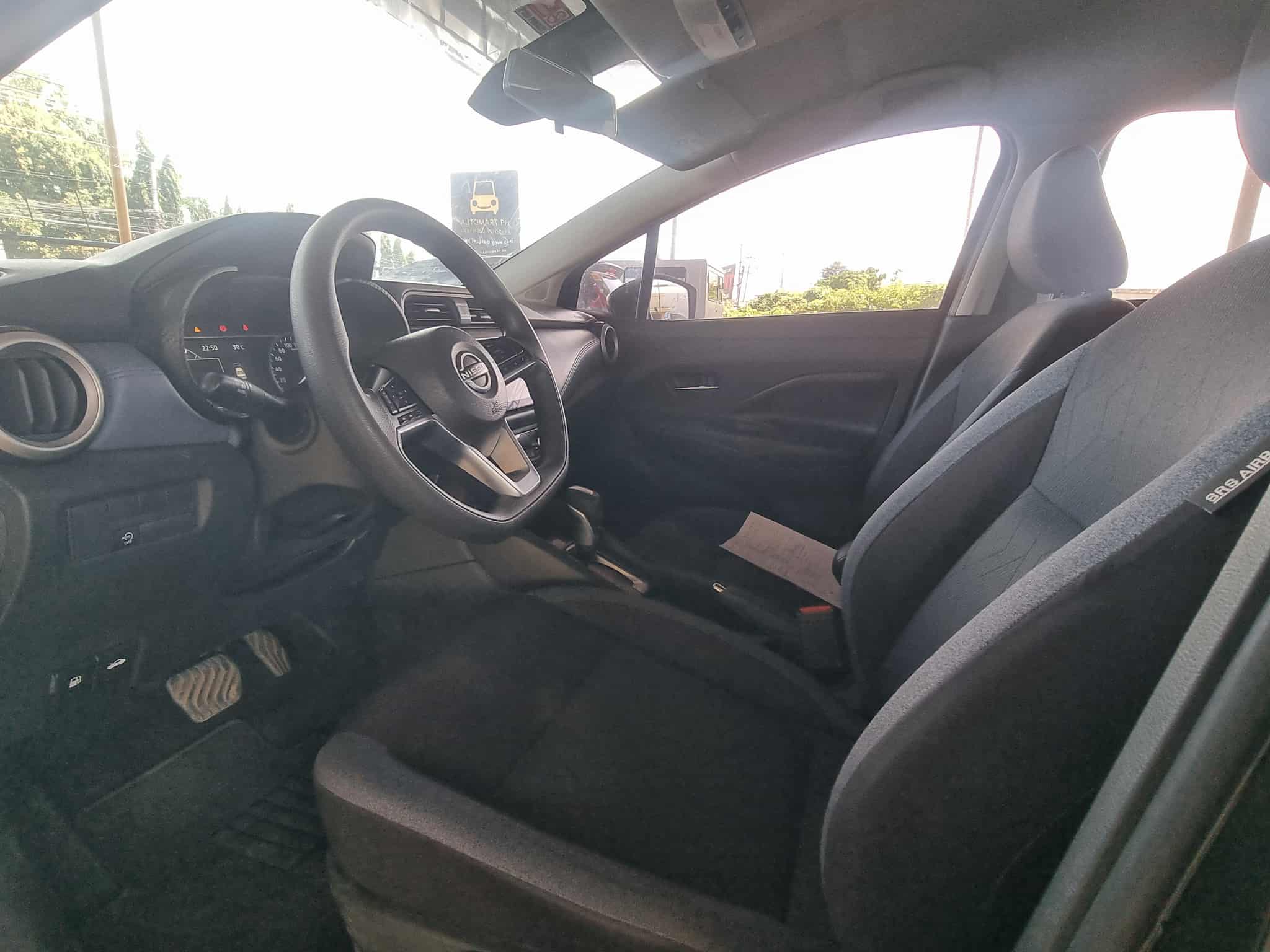 Car gallery image