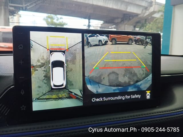 Car gallery image