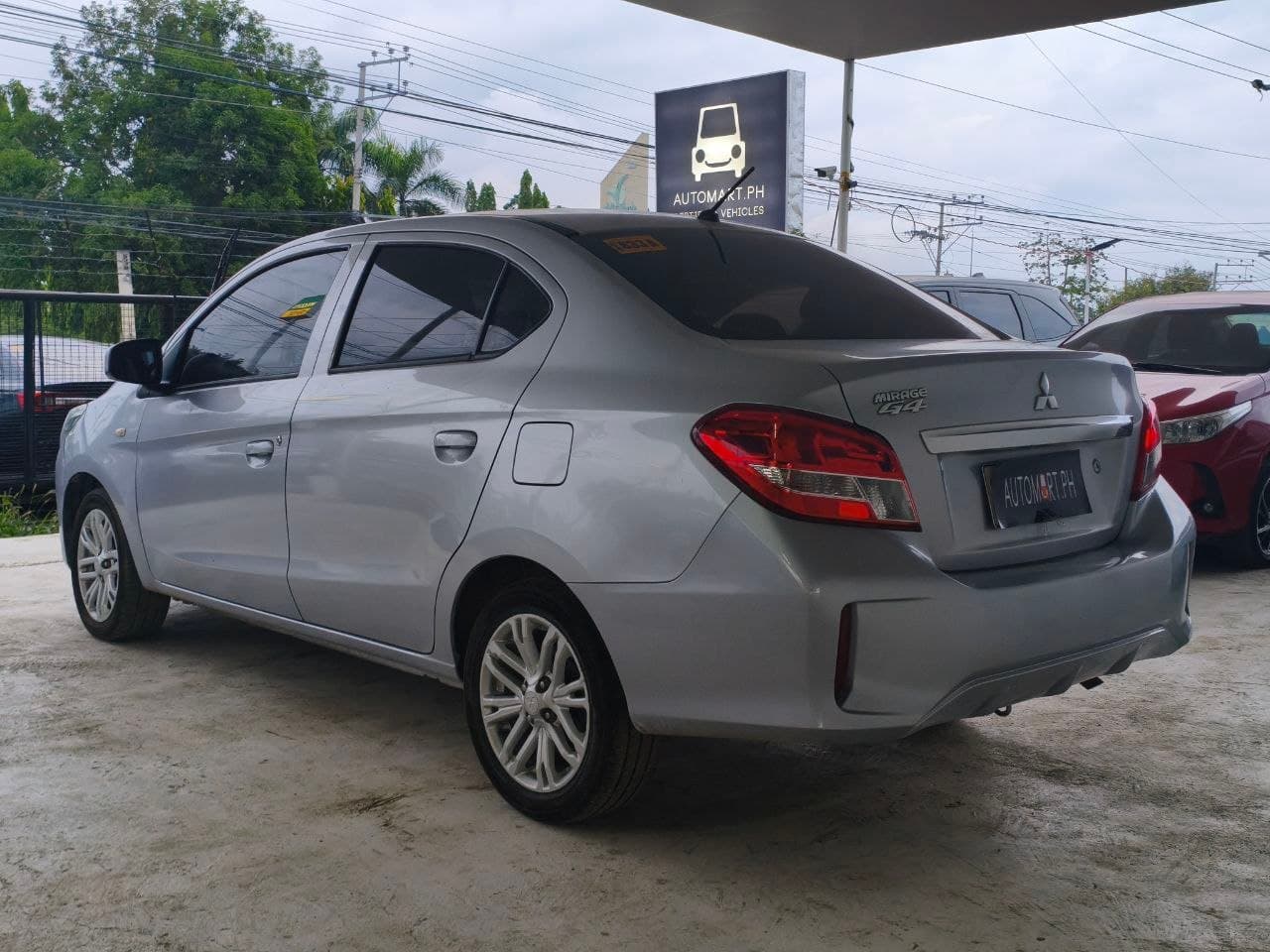 Car gallery image