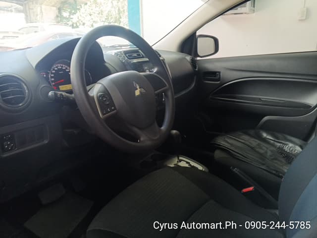 Car gallery image