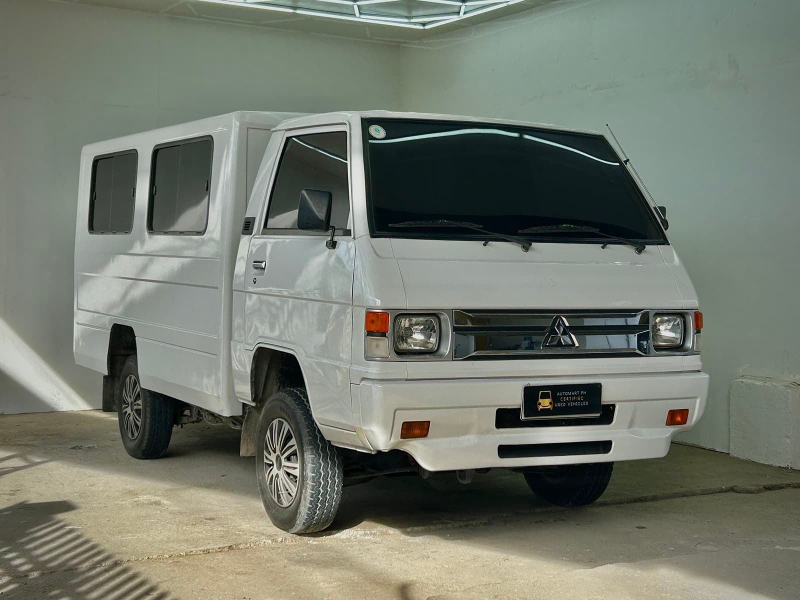 2020 MITSUBISHI L300 C/C 2.2
