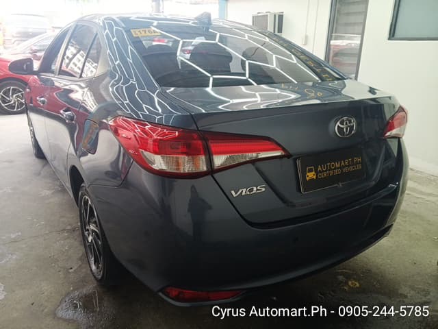 Car gallery image