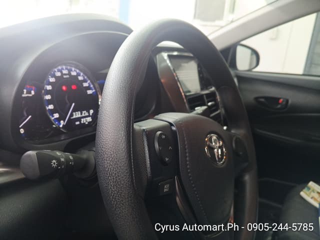 Car gallery image