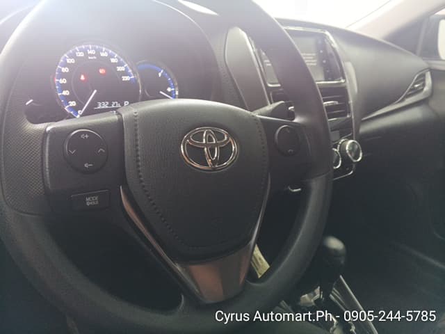 Car gallery image