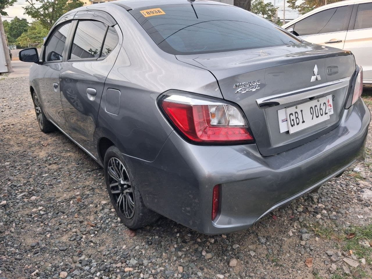 Car gallery image