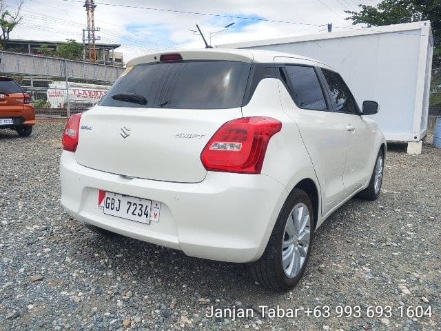 Car gallery image