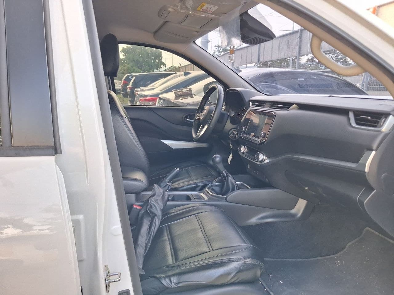 Car gallery image