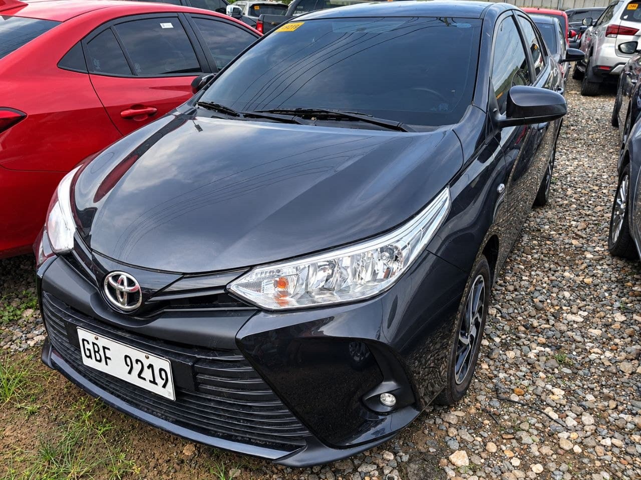 Car gallery image