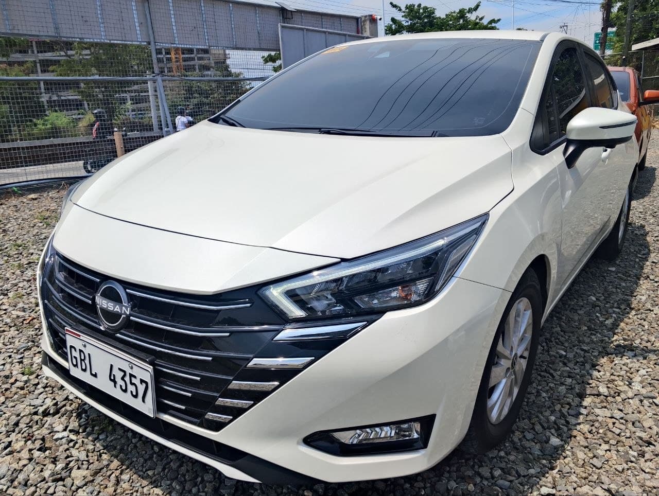 Car gallery image