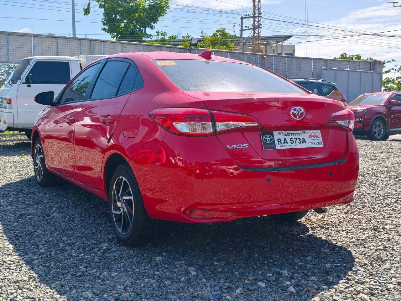 Car gallery image