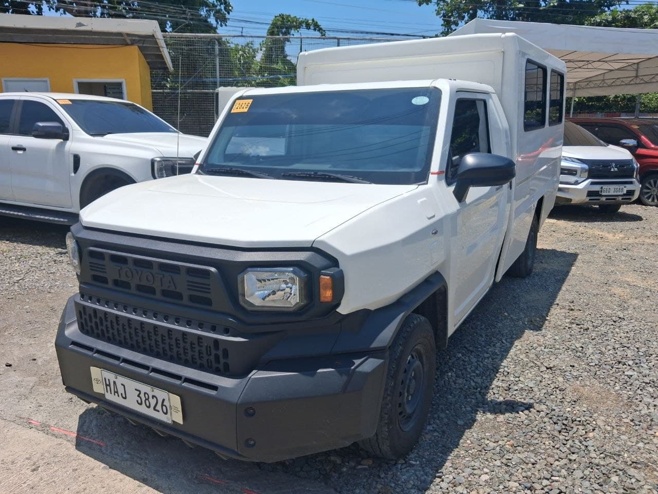 Car gallery image
