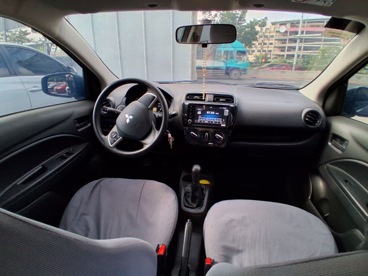 Car gallery image