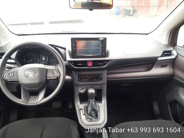 Car gallery image