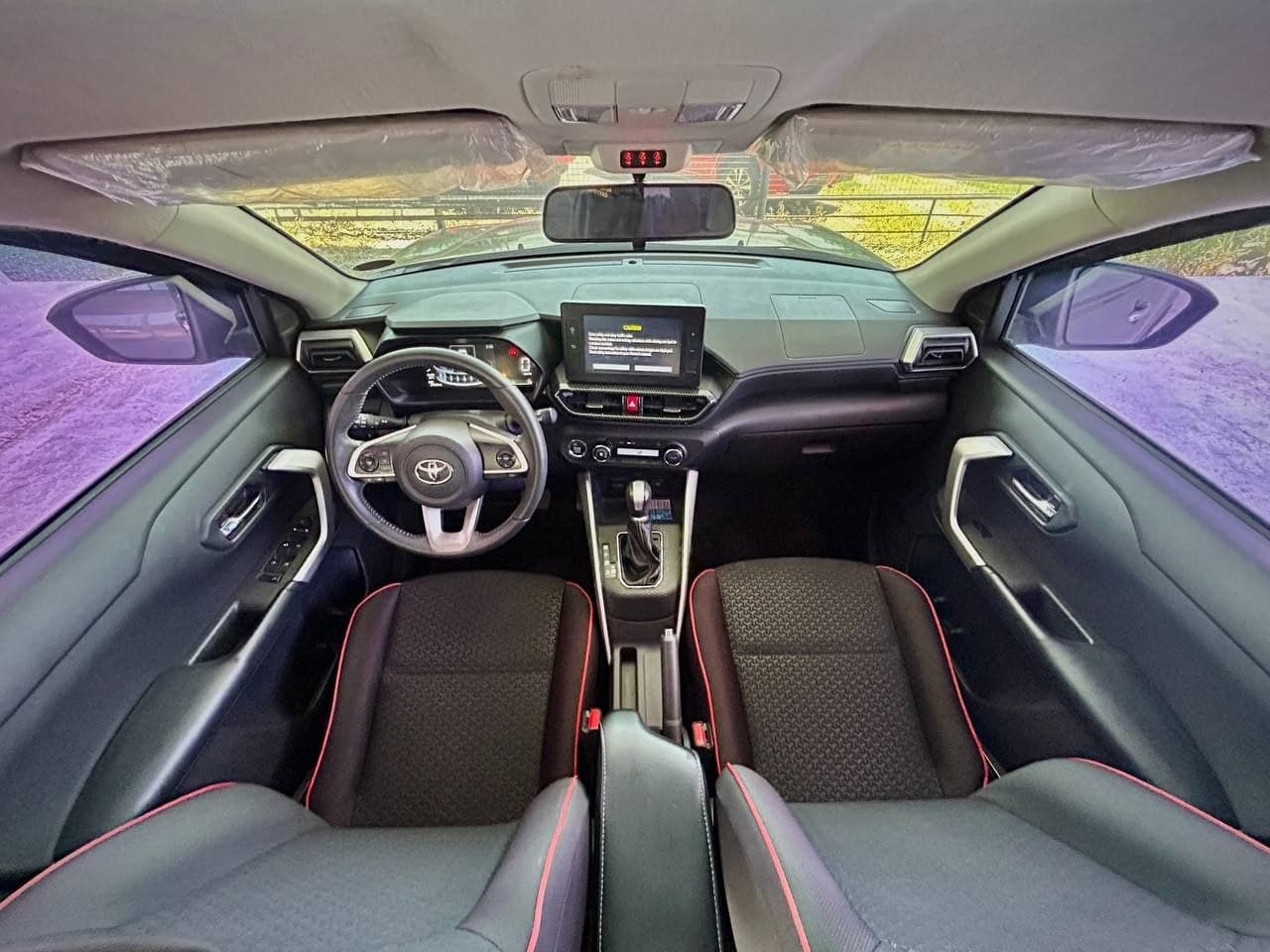 Car gallery image