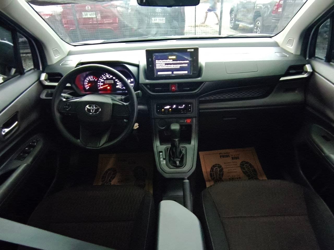 Car gallery image