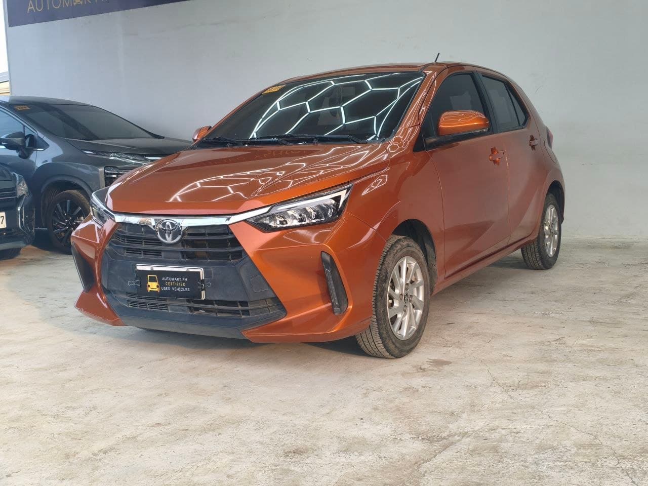 Car gallery image