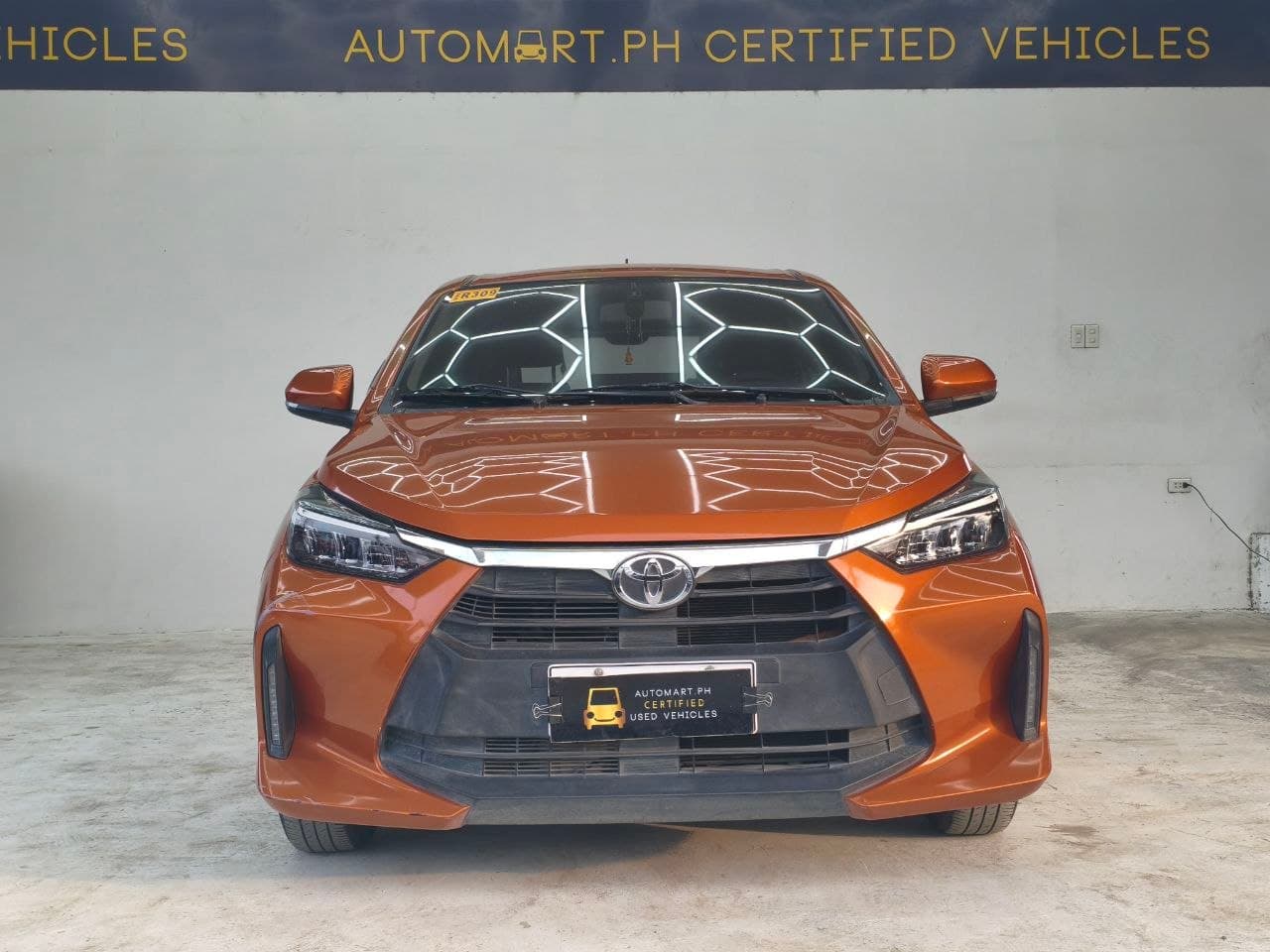 Car gallery image