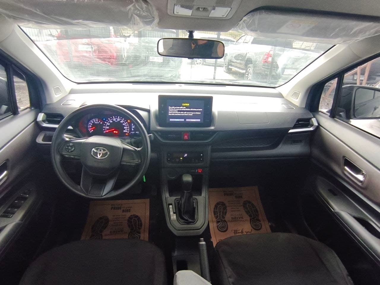 Car gallery image