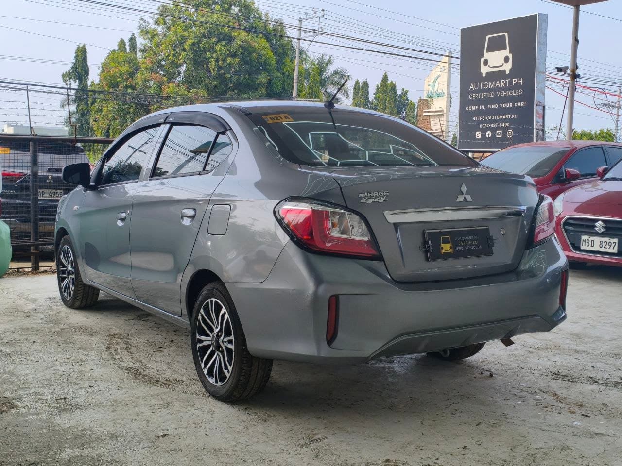 Car gallery image