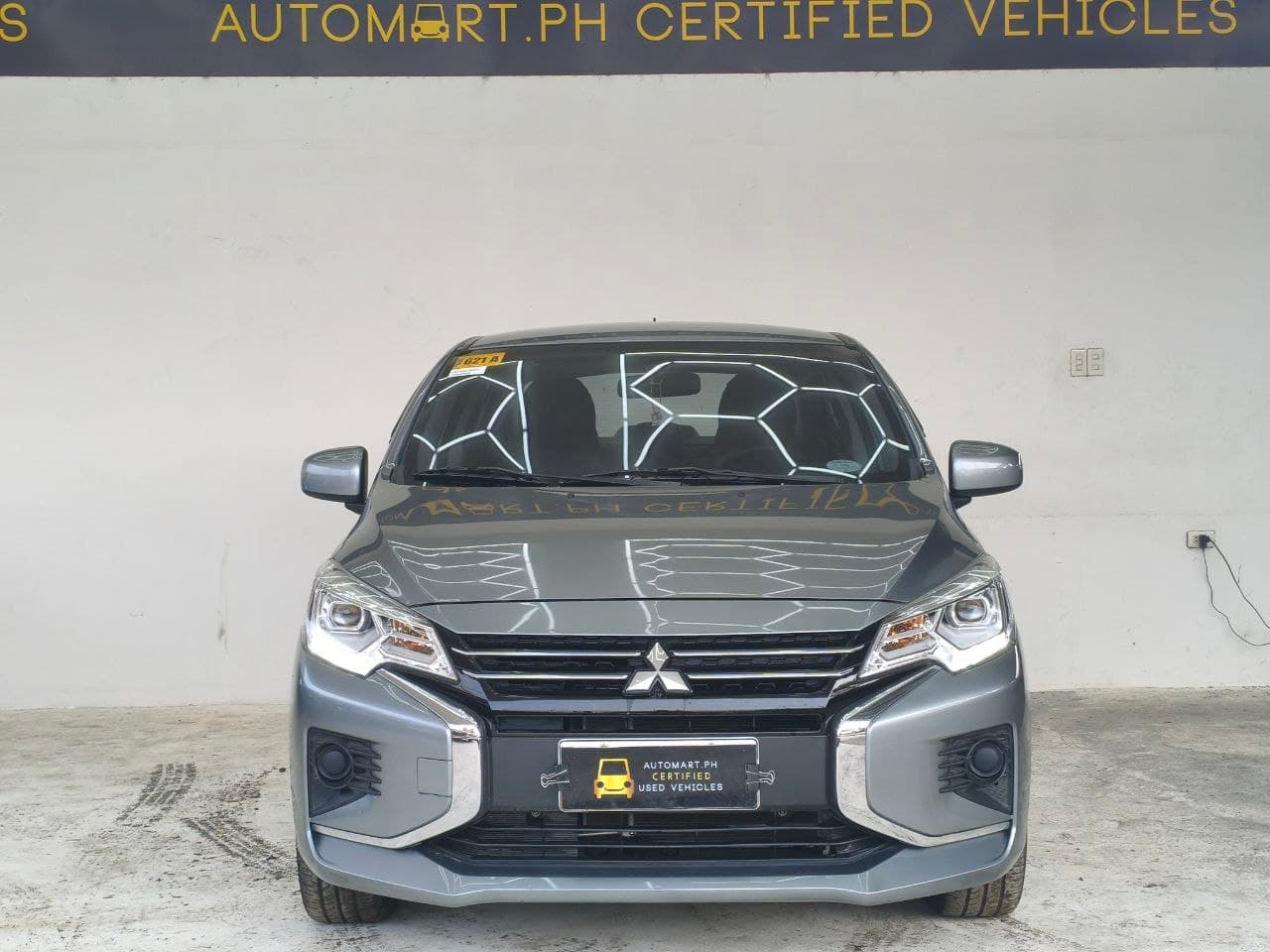 Car gallery image
