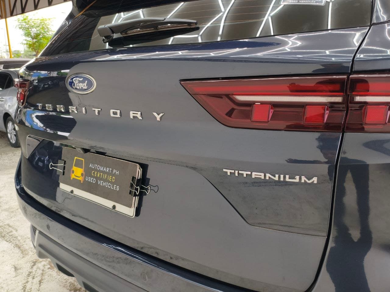 Car gallery image