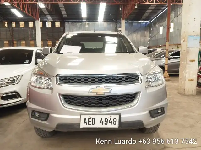 Car gallery image