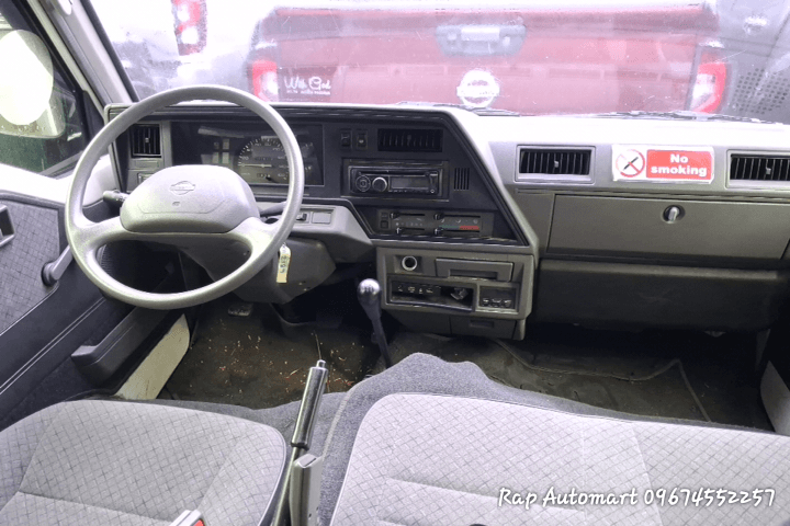 Car gallery image