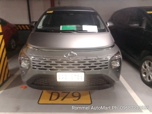 Car gallery image