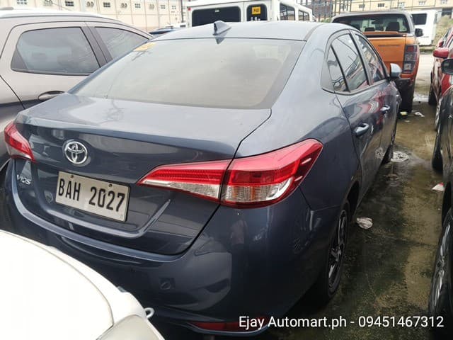 Car gallery image