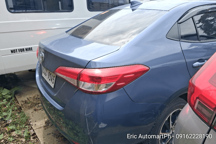 Car gallery image