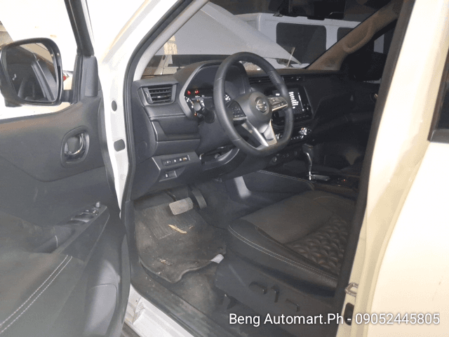 Car gallery image