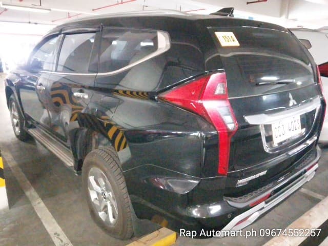 Car gallery image