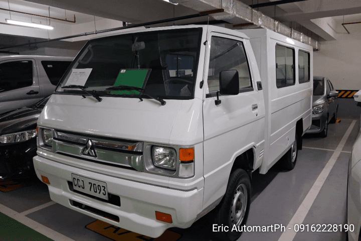 Car gallery image