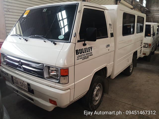 Car gallery image