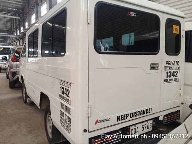 Car gallery image