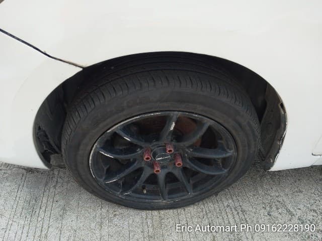 Car gallery image