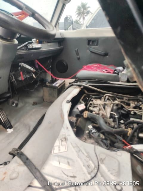 Car gallery image