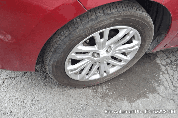 Car gallery image