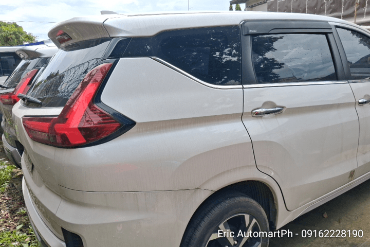 Car gallery image