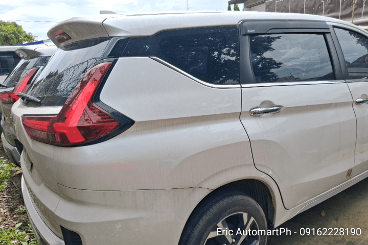 Car gallery image