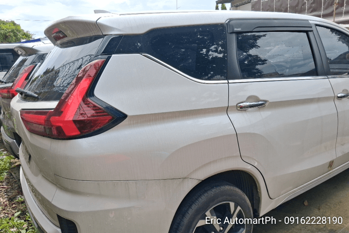 Car gallery image