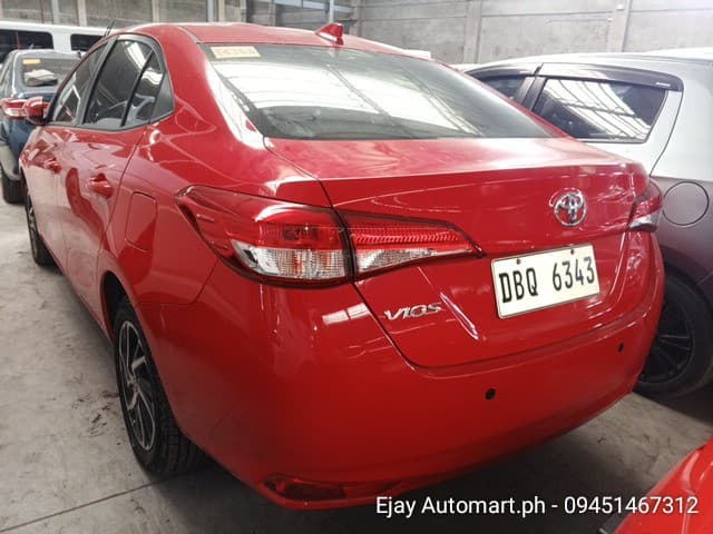 Car gallery image