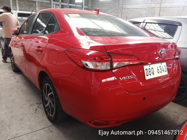 Car gallery image