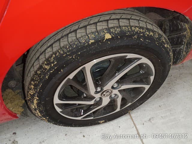 Car gallery image