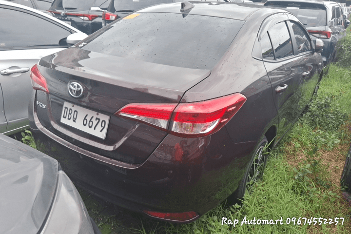 Car gallery image