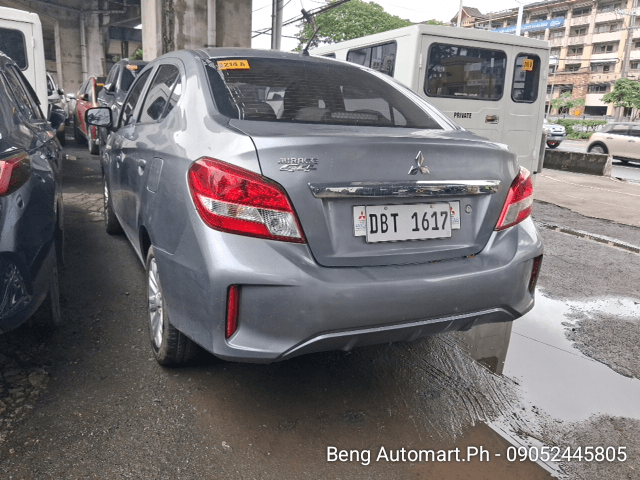 Car gallery image