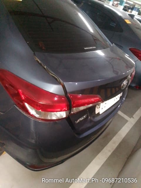 Car gallery image
