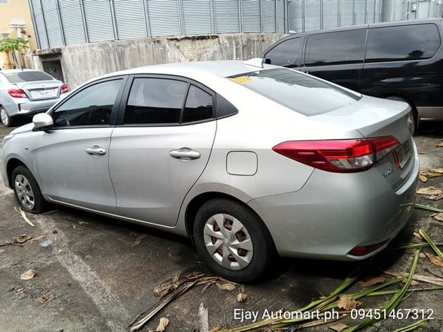 Car gallery image