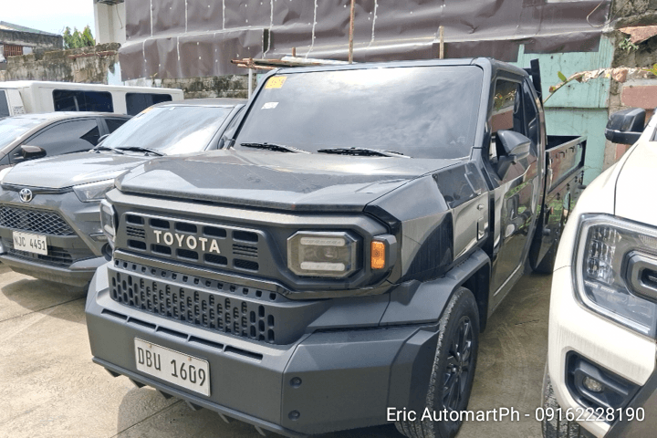Car gallery image