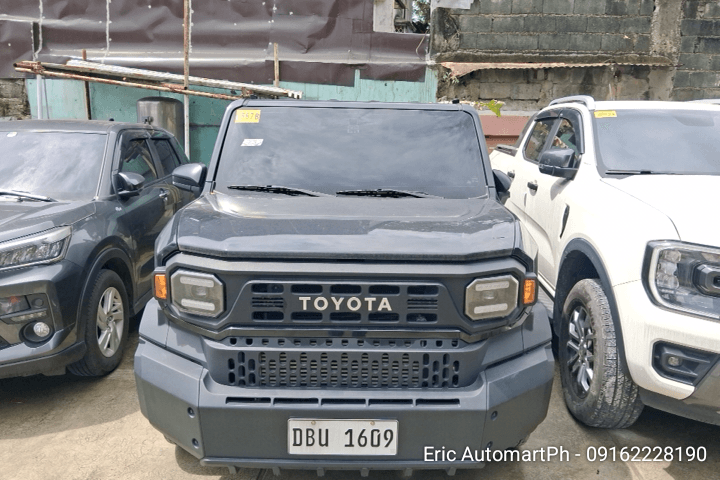 Car gallery image